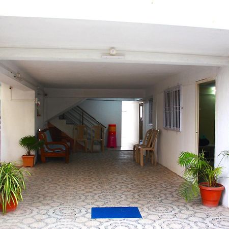 Gangotri Guest House Aurangabad  Bagian luar foto