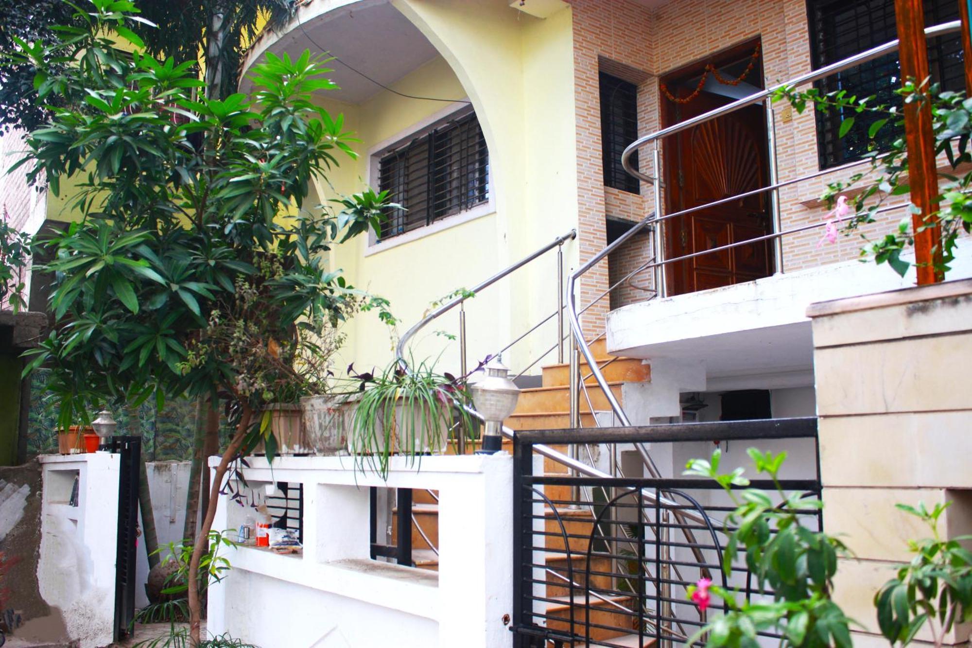 Gangotri Guest House Aurangabad  Bagian luar foto